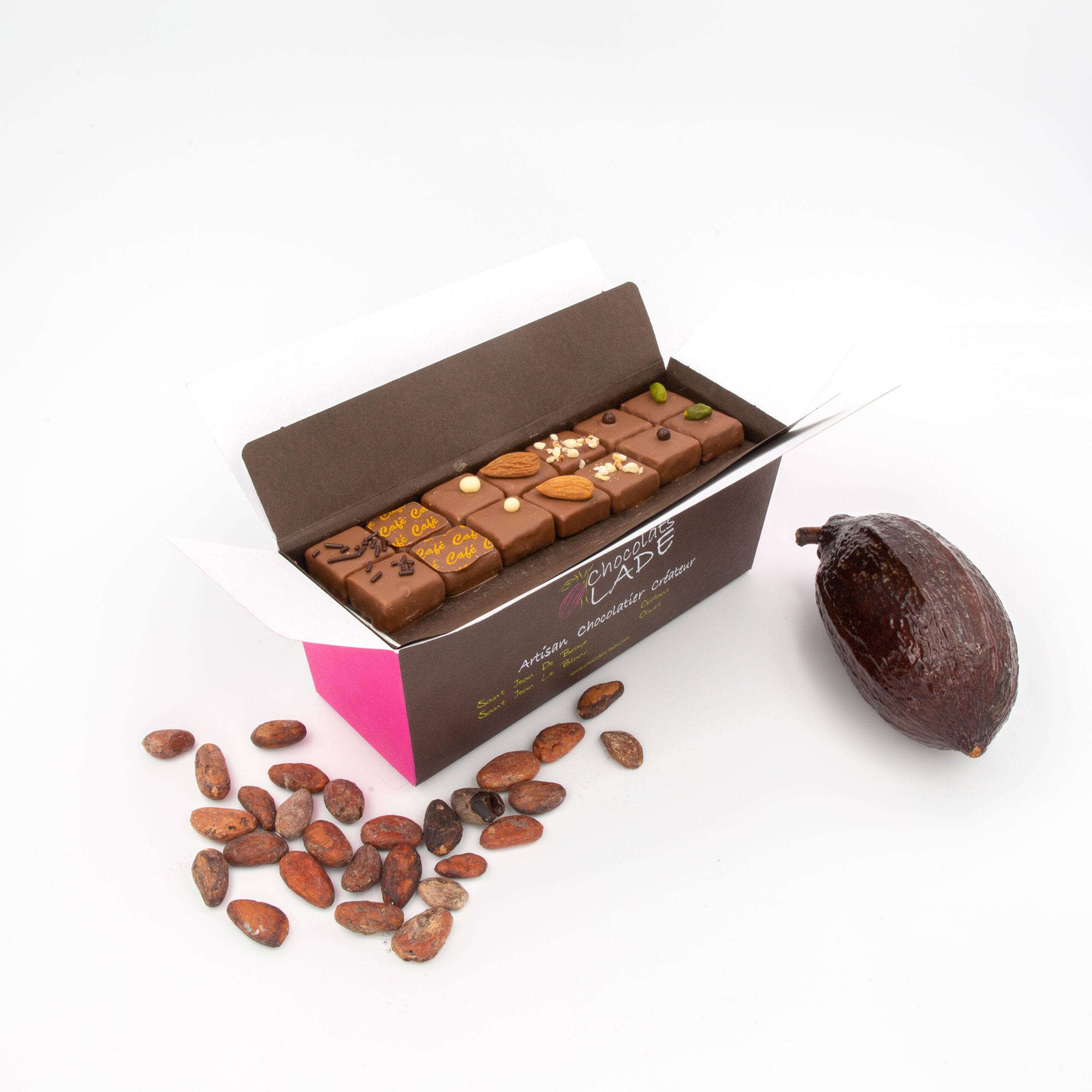 Chocolat artisanal Ballotin Cadeau Assortiment Noir 185g à 8,50 €